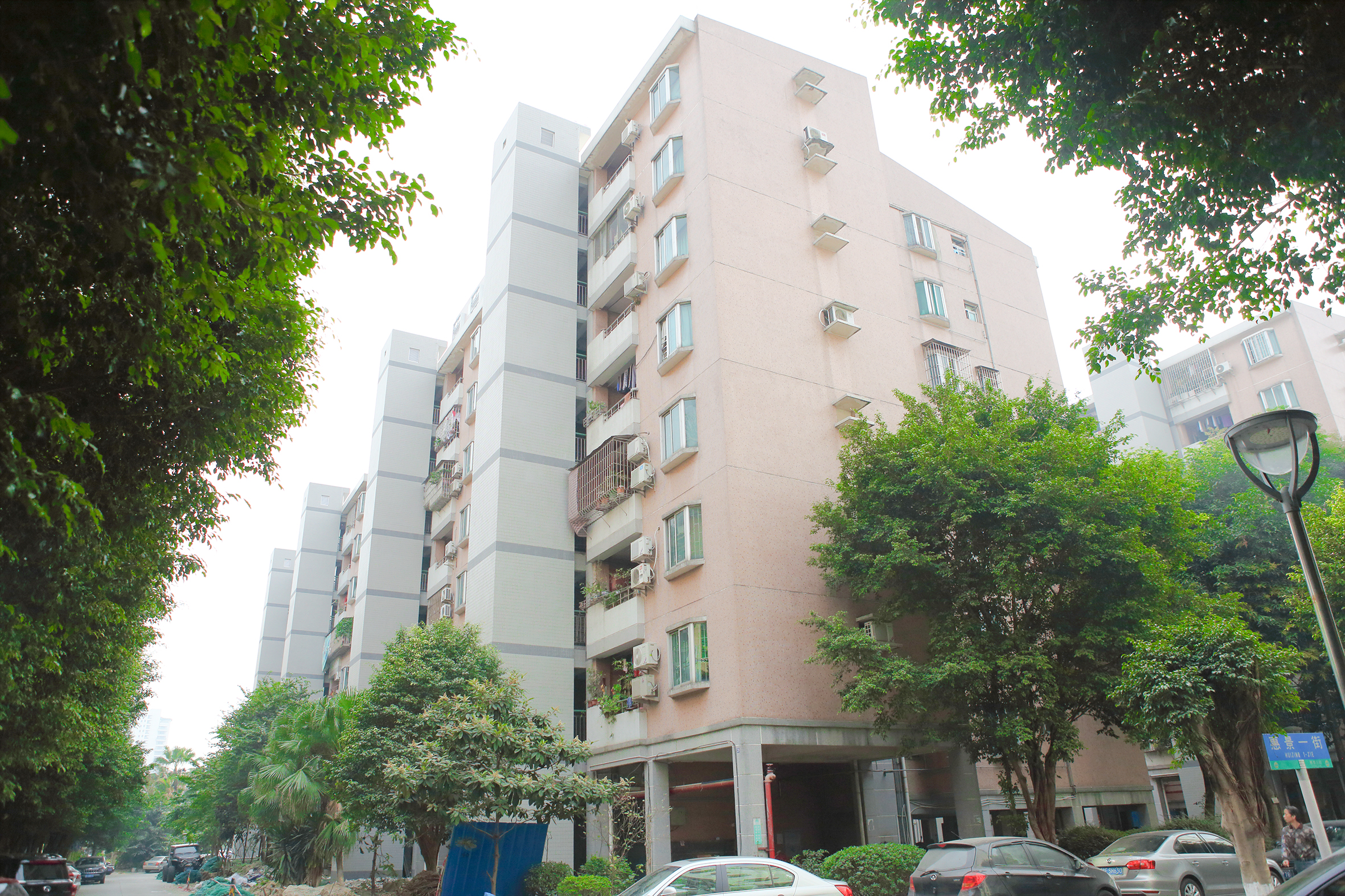 IMG_1936-2.jpg IMG_1936-2.jpg