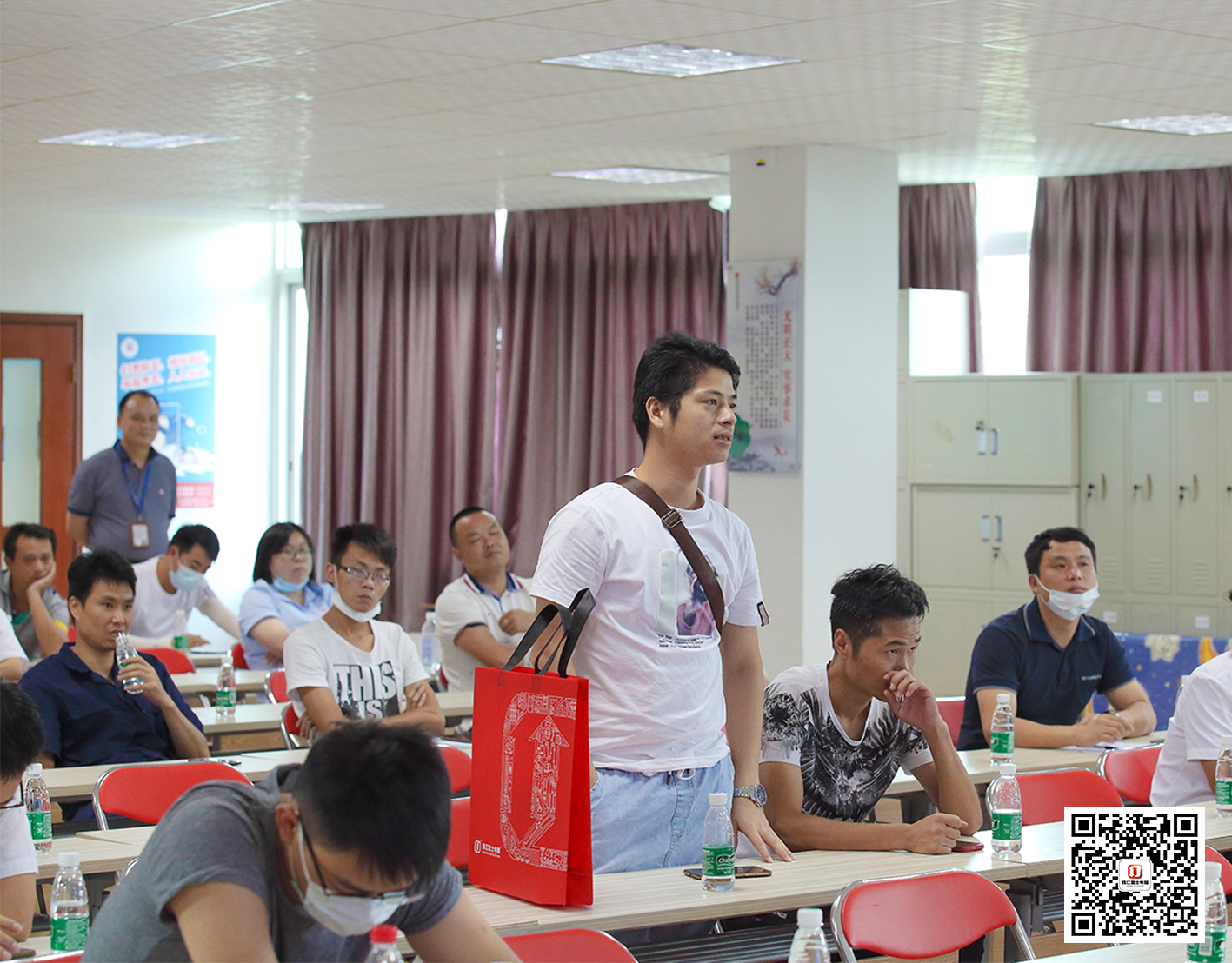 IMG_1211.jpg IMG_1211.jpg